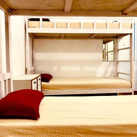 Easy Hostels 帕纳吉 外观 照片