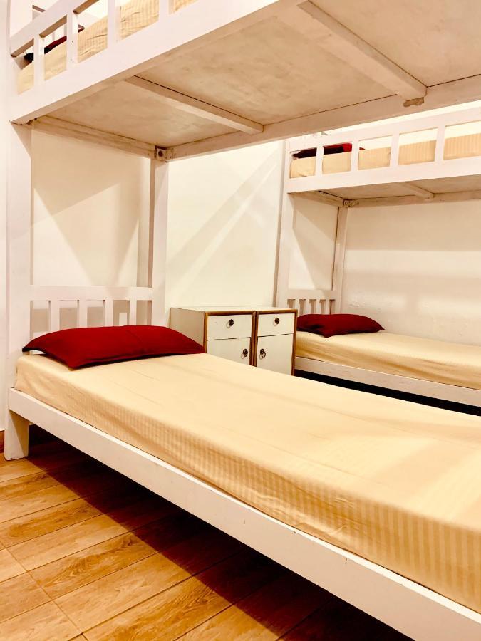 Easy Hostels 帕纳吉 外观 照片