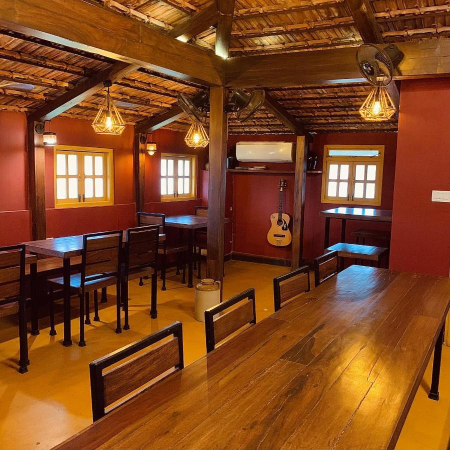 Easy Hostels 帕纳吉 外观 照片